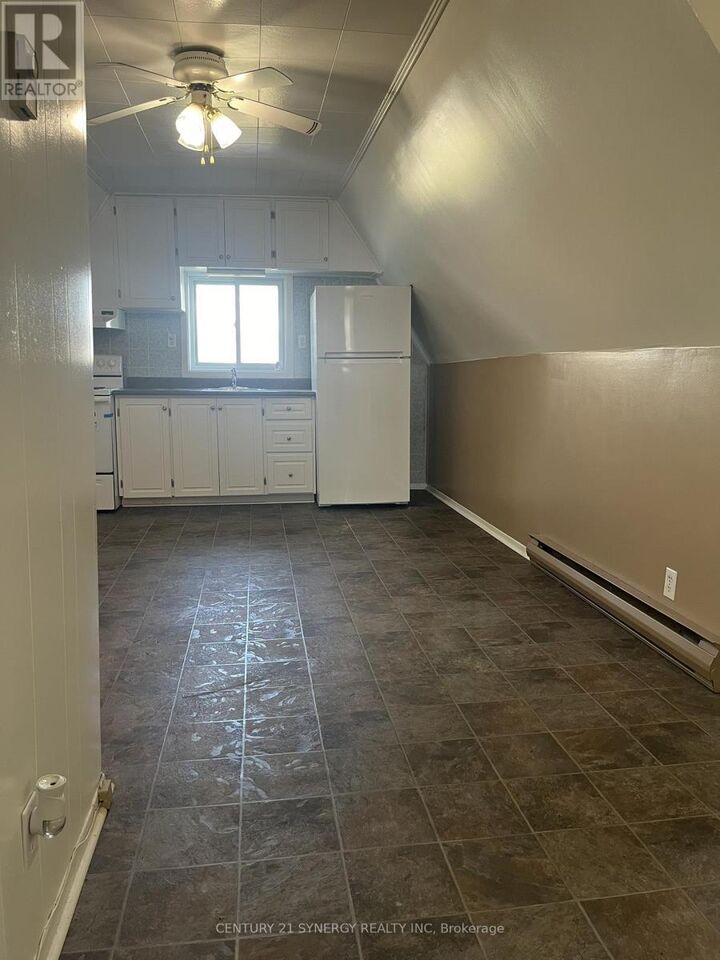 Property Photo: 931 Laurier Street ON K4K 1G4