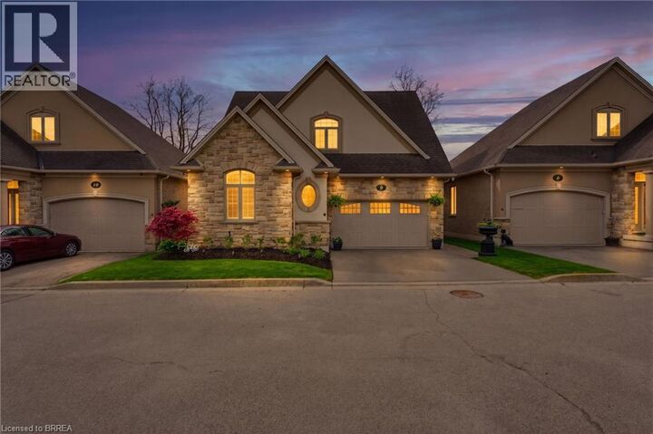 Property Photo:  68 Fairview Drive 9  ON N3R 2W9 