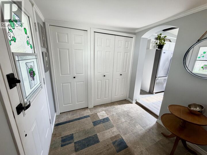 Property Photo:  770 Eleventh Avenue 12  BC V2G 2M4 