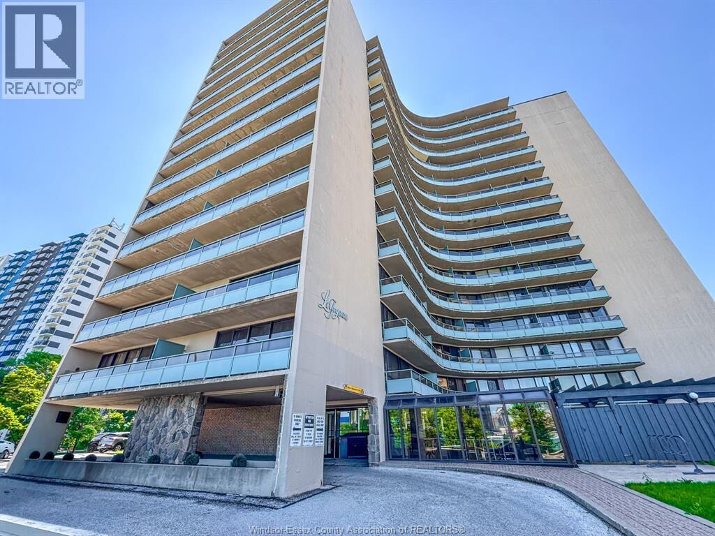 Property Photo:  111 Riverside Drive East 1116  ON N9A 2S6 