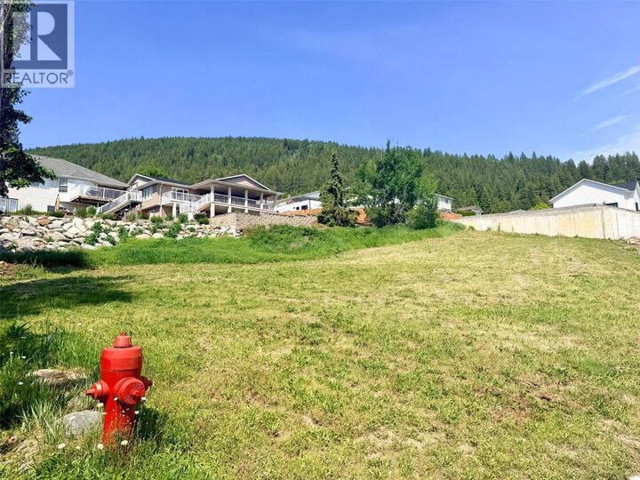 722 Mountain Springs Crescent — photo 1