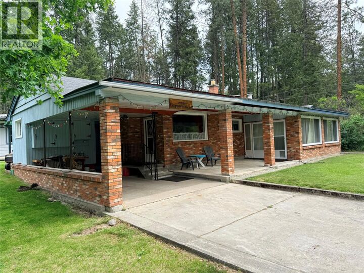 Property Photo: 1980 3 Highway BC V0H 1E2