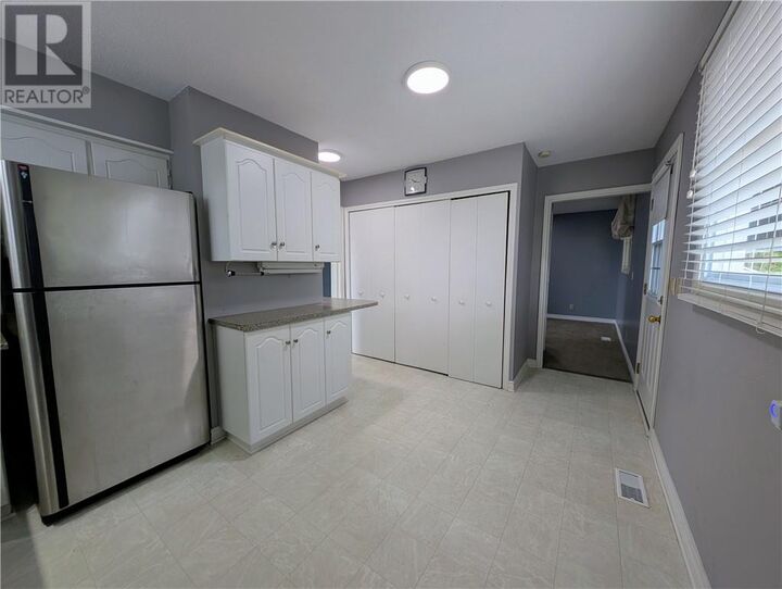 Property Photo:  235 Mississauga Avenue  ON P5A 1E3 