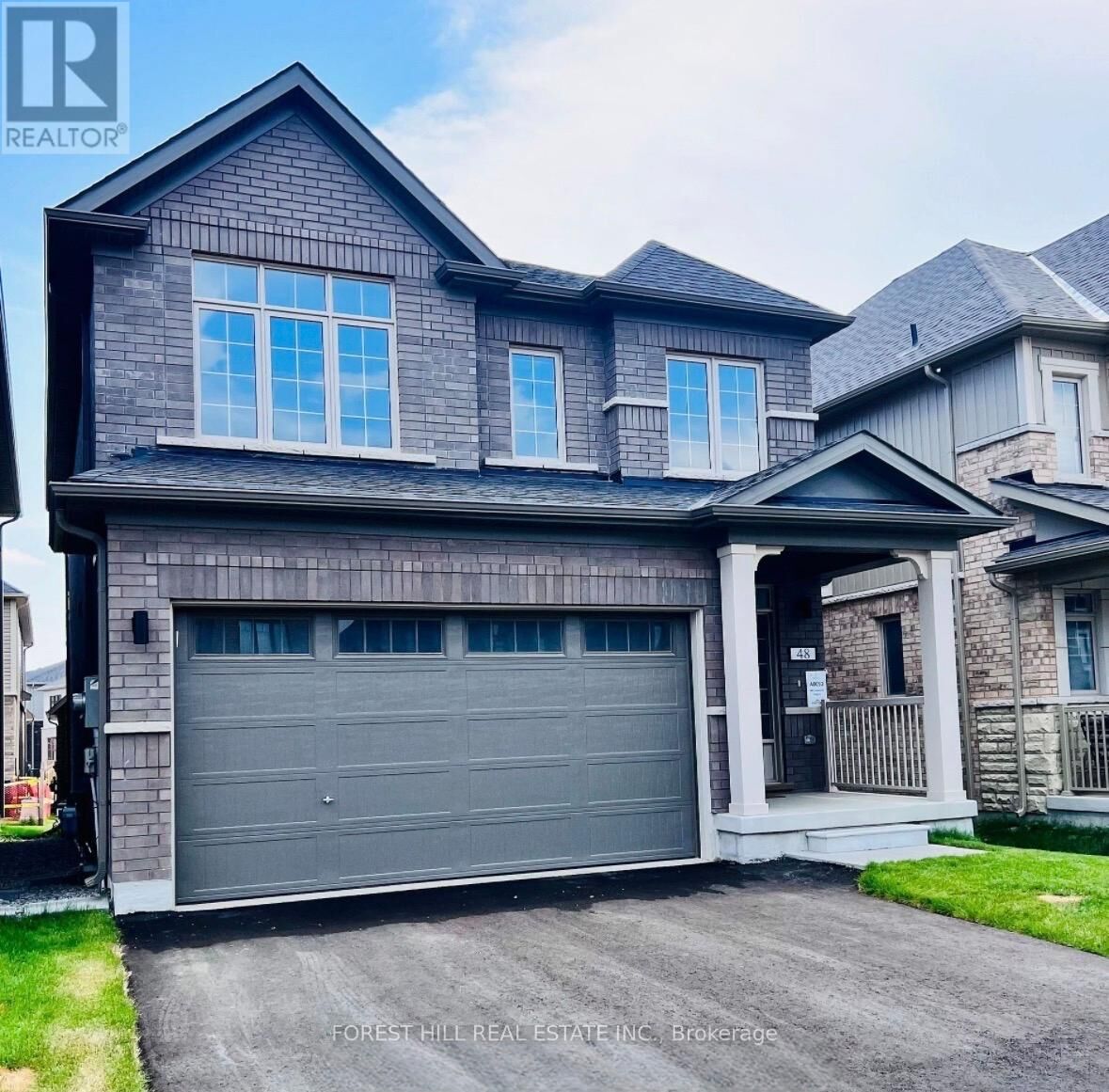 Property Photo:  48 Copperhill Heights  ON L9J 0K6 
