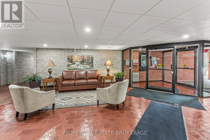 Property Photo: 693 Windermere Road 204 ON N5X 2P1