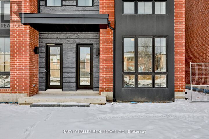 Property Photo:  204 Atkinson Avenue  ON L4J 0M1 