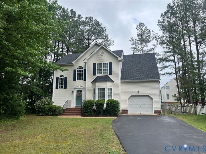 Property Photo: 10517 Park Tree Place VA 23060