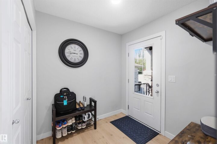 Property Photo:  5129 Lark Crescent NW  AB T5S 0N9 