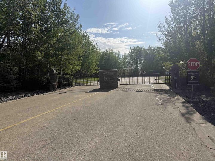 Property Photo:  51025 Rge Road 222 4  AB T8C 1J5 