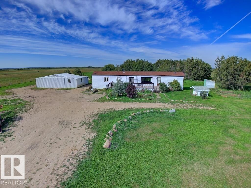 Property Photo:  534034 Rr182  AB T0B 0W0 