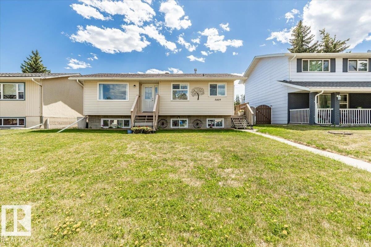 Property Photo:  5409 55 Avenue  AB T9A 1A4 