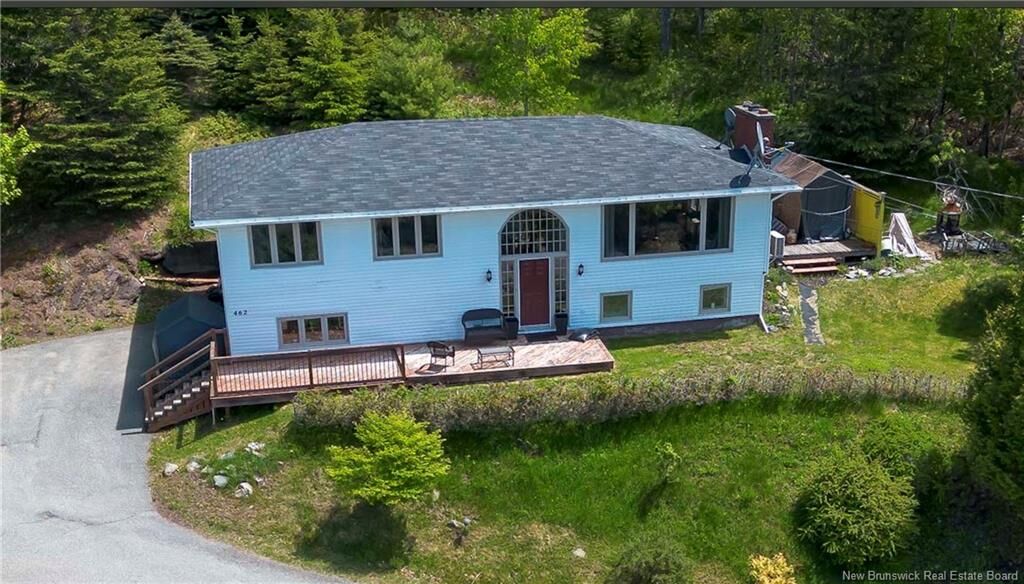 Property Photo: 462 Gondola Point Road NB E2E 1E2