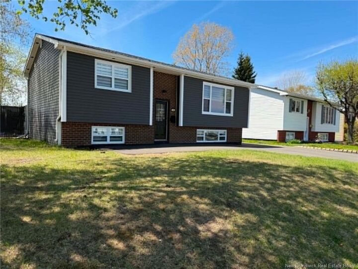 Property Photo:  15 Kimberly Court  NB E3N 3M4 