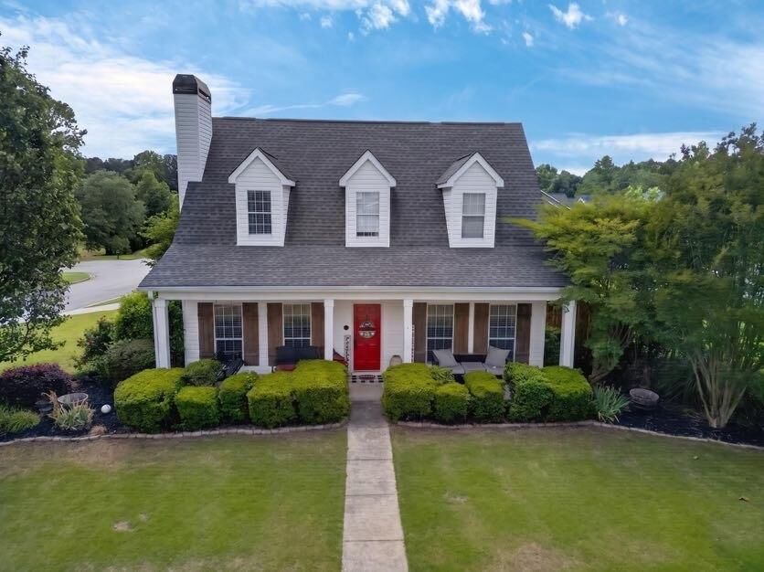 Property Photo: 200 Meadow Lake Drive GA 30116