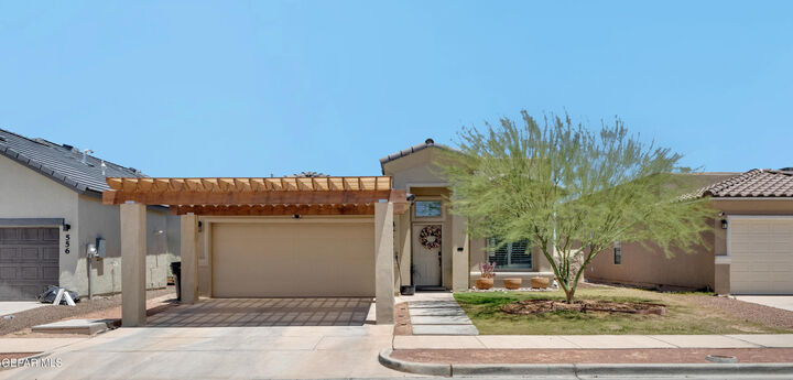 Property Photo: 552 Paseo Dulce Avenue TX 79928