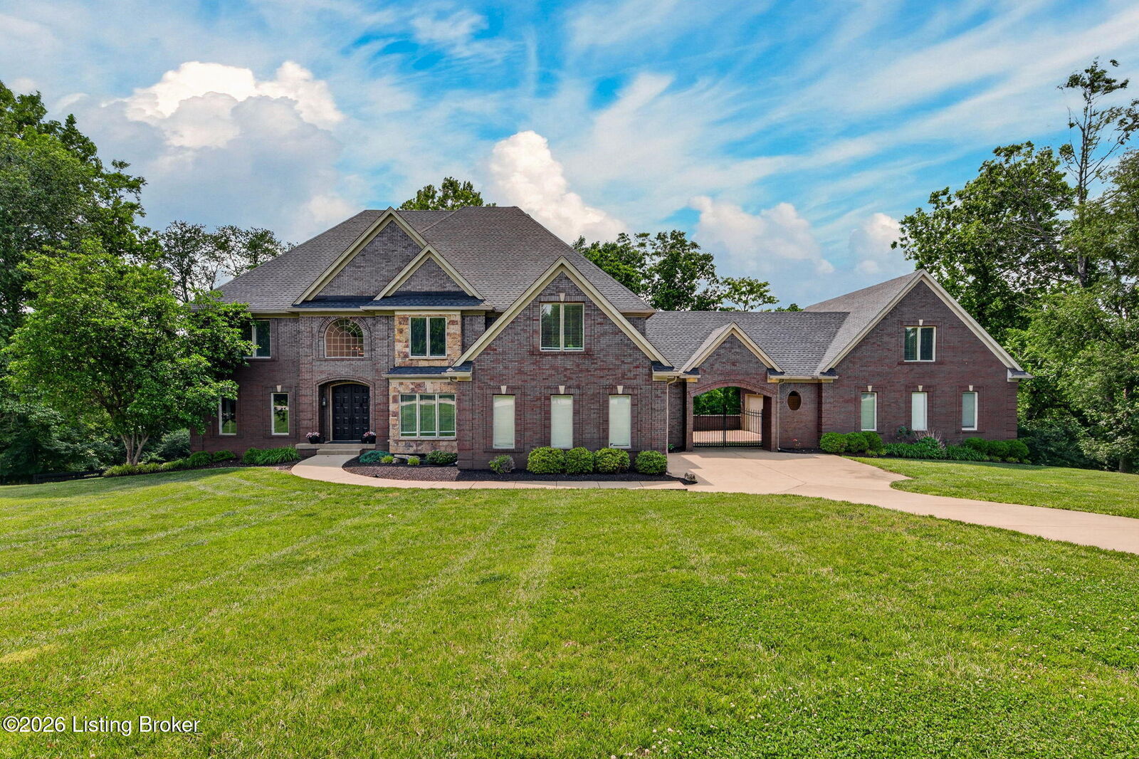 Property Photo: 12307 Ridgeview Dr KY 40026