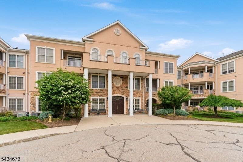 Property Photo:  1328 Hamilton Dr  NJ 07866 