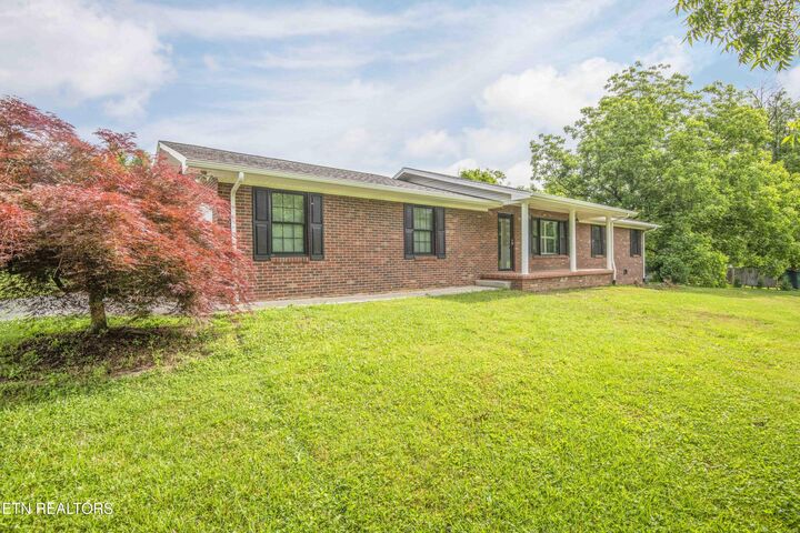 Property Photo:  2440 Vincinda Circle  TN 37924 