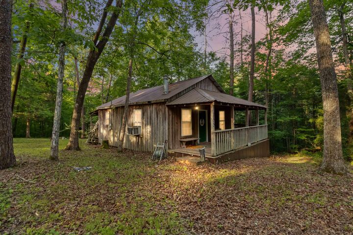 Property Photo:  155 County Road  KY 42519 