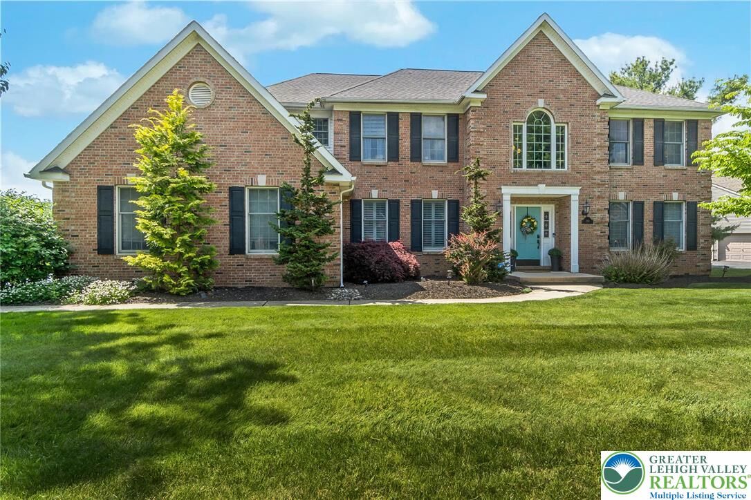 Property Photo: 230 Hopewell Drive PA 18104