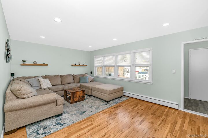 Property Photo:  505 Lariat Lane  NY 11714 