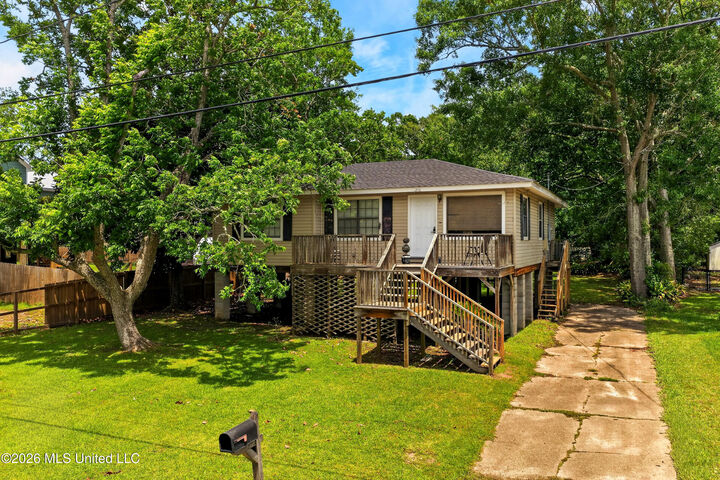 Property Photo:  1210 11th Street  MS 39567 