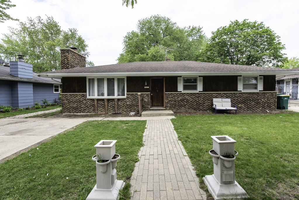 Property Photo: