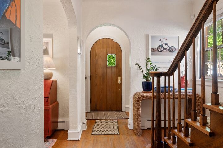 Property Photo: