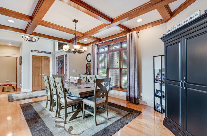 Property Photo: 514 Rollingwood Drive IL 60404