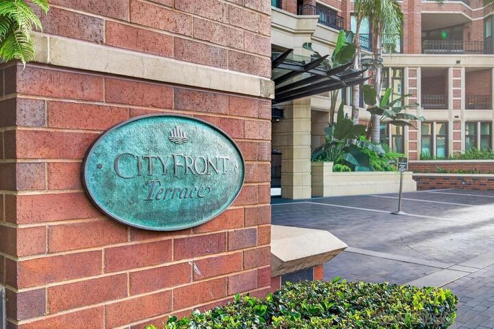 Property Photo:  500 W Harbor 619  CA 92101 