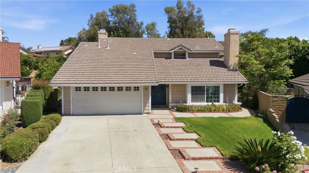 Property Photo:  6 Blacksmith Circle  CA 91766 