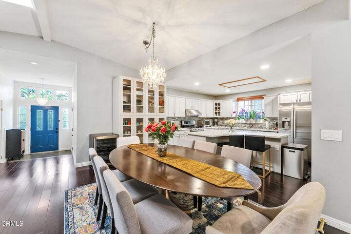 Property Photo:  3136 Frances Avenue  CA 91214 