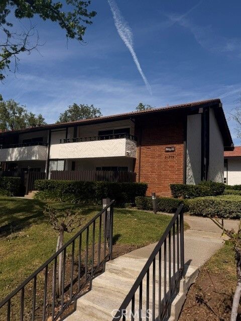 Property Photo:  31579 Lindero Canyon Road 7  CA 91361 