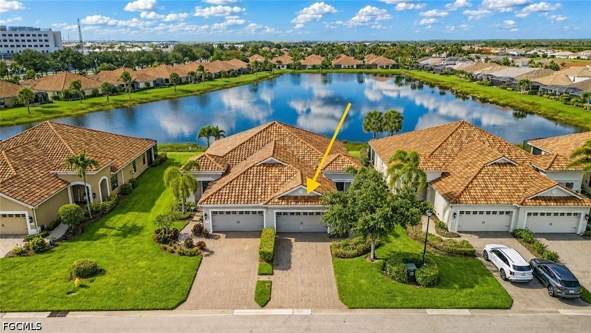 Property Photo:  4610 Waterscape Lane  FL 33966 