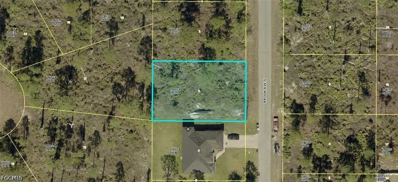 Property Photo:  338 Brook Avenue  FL 33974 