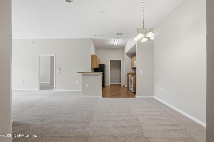 Property Photo:  5150 Playpen Drive 4  FL 32210 