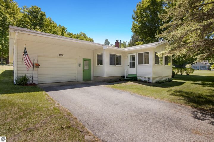 Property Photo: 9364 N Manitou Trail MI 49670