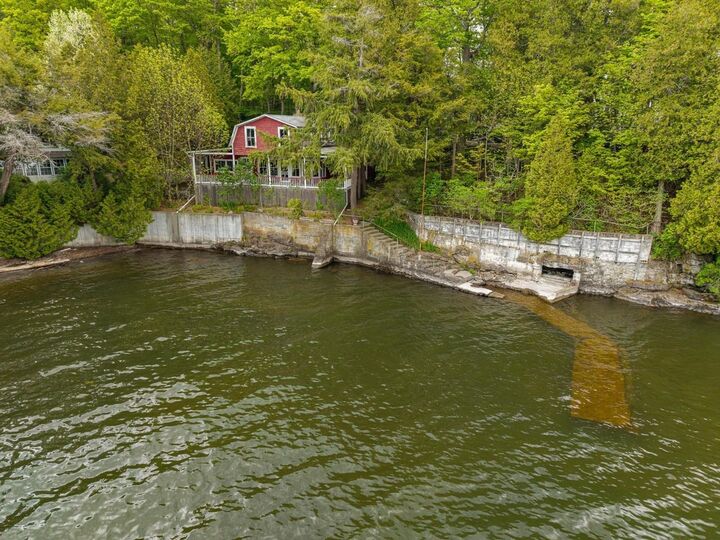 Property Photo: 526 Flat Rock Road VT 05445