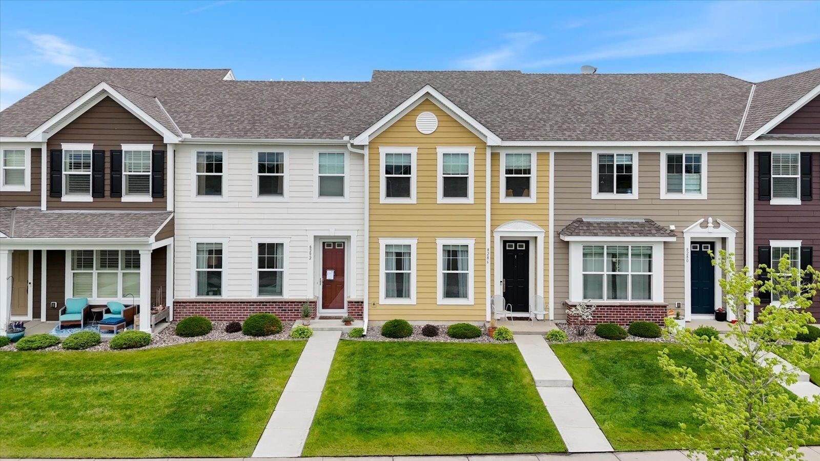 Property Photo:  8286 Jonquil Lane N  MN 55369 