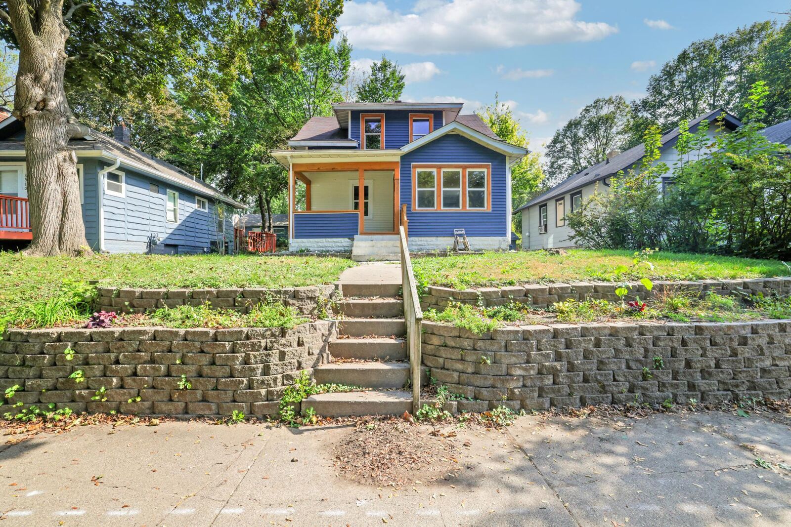 Property Photo: 3506 Newton Avenue N MN 55412