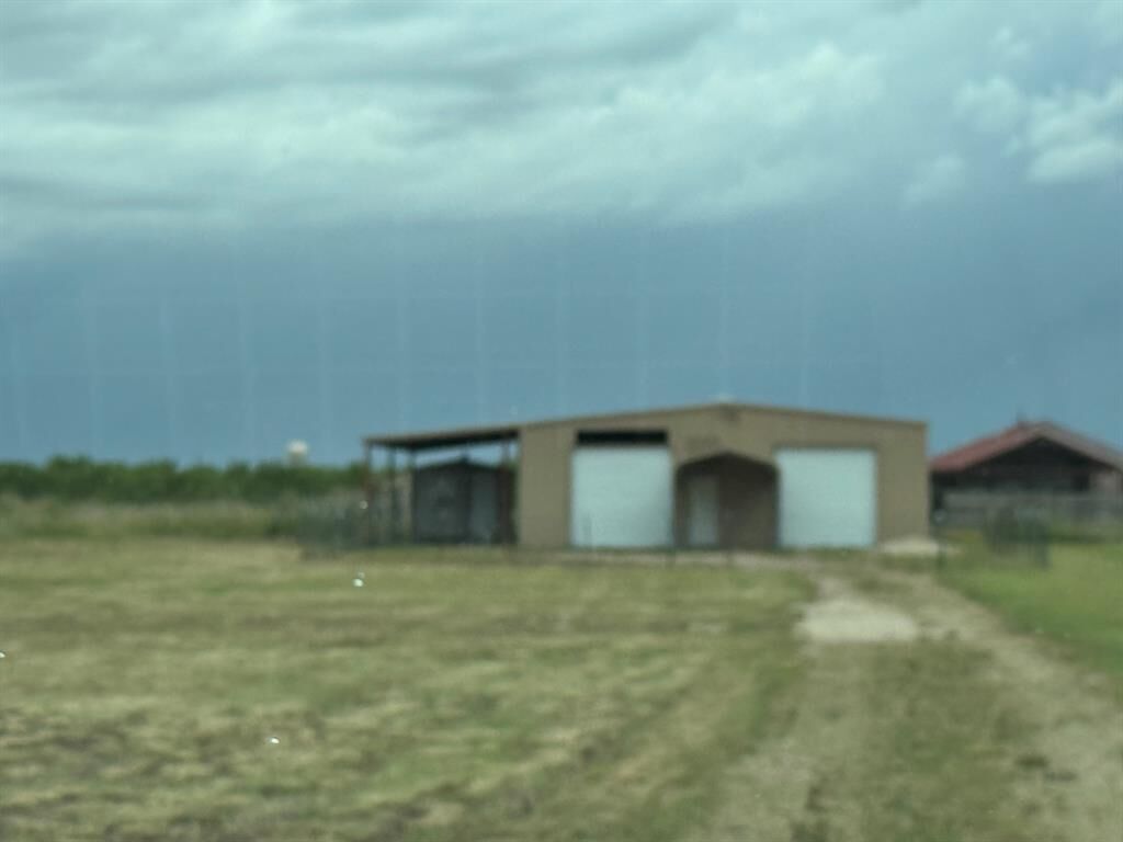 Property Photo: 453 County Road 505 TX 79601