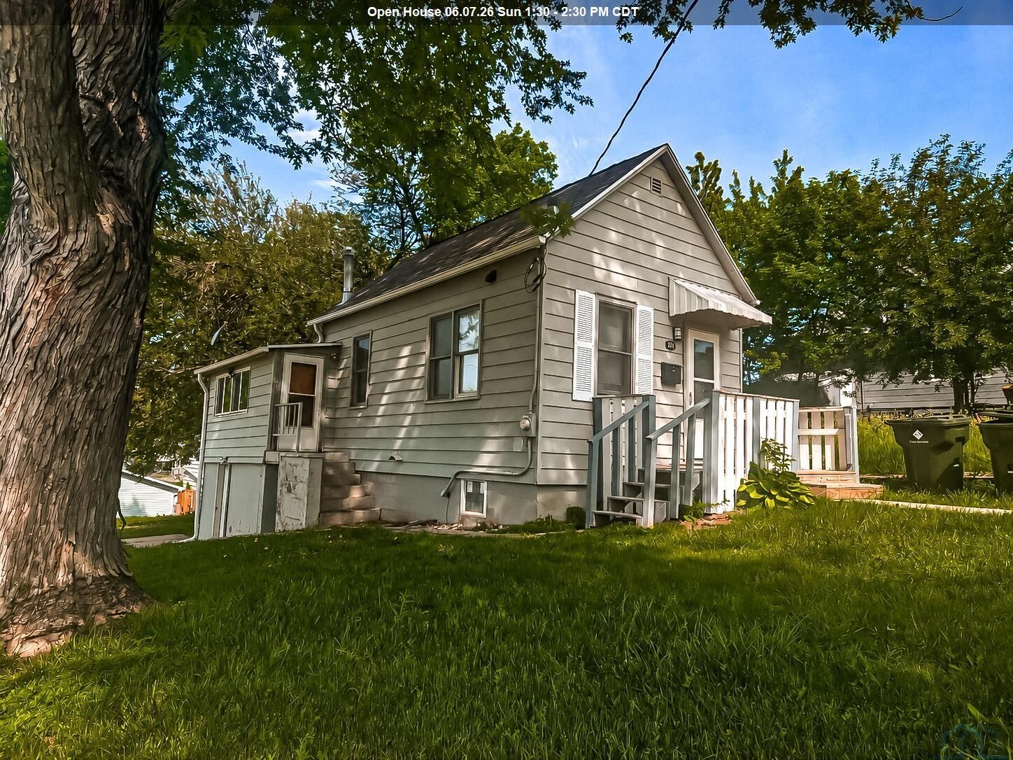 Property Photo:  929 S Alice St  IA 51106 