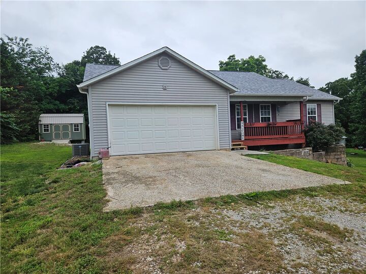Property Photo:  2 Miracle Lane  AR 72685 