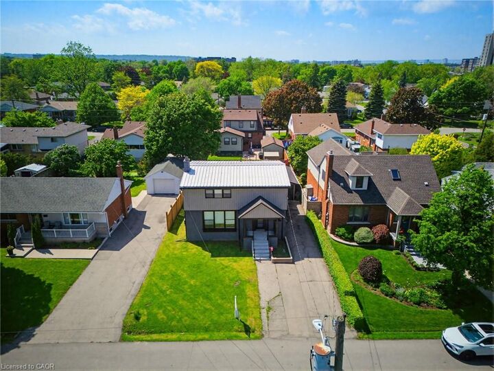 Property Photo:  91 First Street N  ON L8G 1Y2 