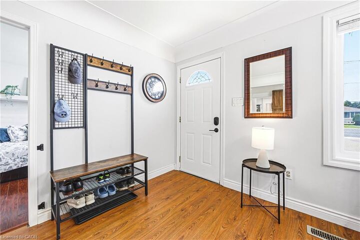 Property Photo: 546 Mohawk Road E ON L8V 2J6