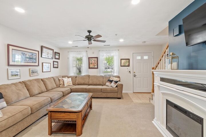 Property Photo:  41 Fairway Dr 41  MA 01876 