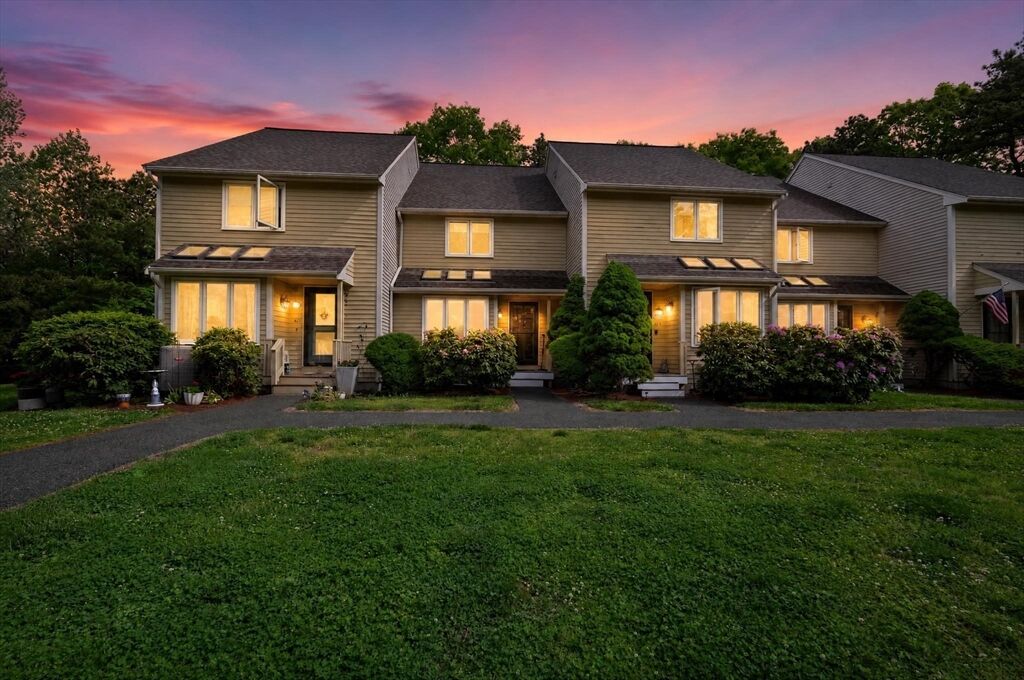 Property Photo:  425 Maple Brook Rd 425  MA 02019 