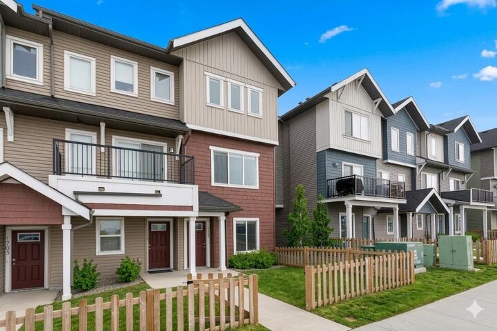 Property Photo: 24 Rivercrest Drive 1701 AB T4C 2C8