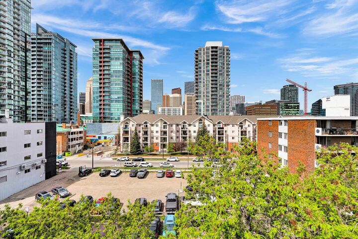 Photo de la propriété:  128 15 Avenue SW 605  AB T2R 0R5 