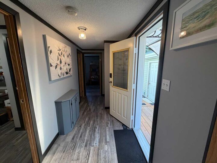 Property Photo:  2923 31 Avenue S  AB T1K 6S6 